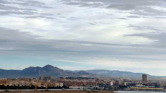 Madrid, Paris, Lisbon push ahead with hydrogen pipeline