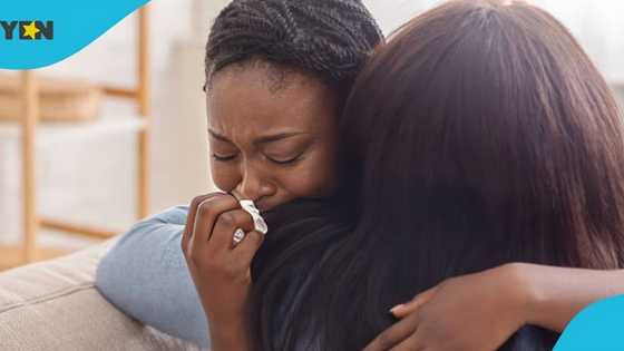 Ghanaian lady cries over breakup in heartfelt video, warns women about relationship promises