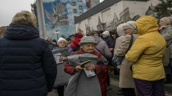 Hope and chaos as Kherson adjusts to new life after Russia exit