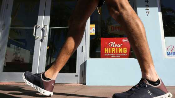 Most Asian markets rise as traders await key US data