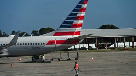 American Airlines pulls 2025 forecast on economic uncertainty
