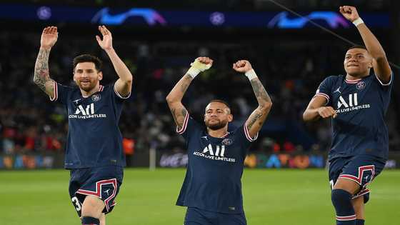 Mbappe passes stunning message to Messi and Neymar which will stun all football fans