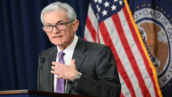 Cutting rates too soon could be 'quite disruptive': Fed's Powell