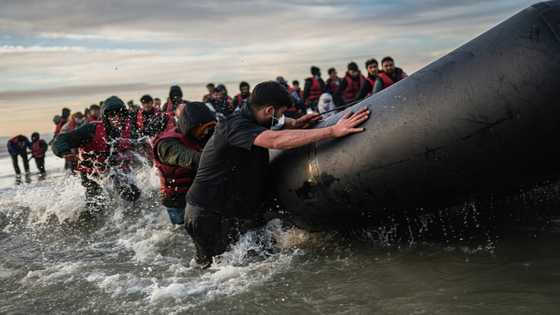 France, UK sign new deal on thwarting migrant Channel crossings 