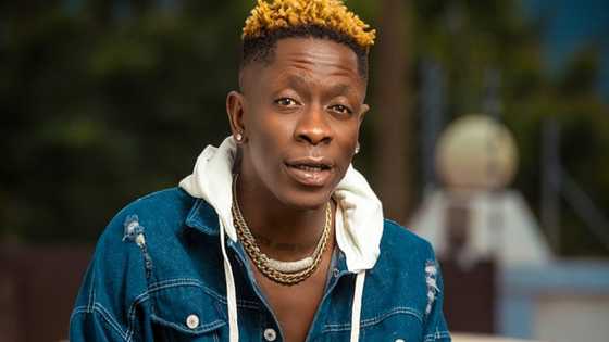 Shatta Wale gets many laughing hard with French accent, video sparks reactions