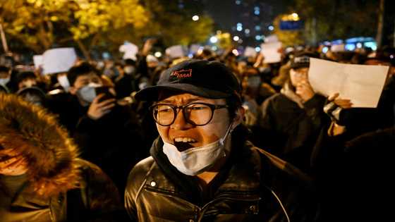 Asian markets, crude drop on China Covid unrest