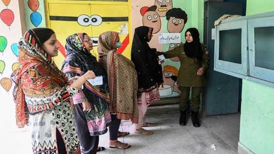 Pakistan's Khan calls for early election after state assembly victory