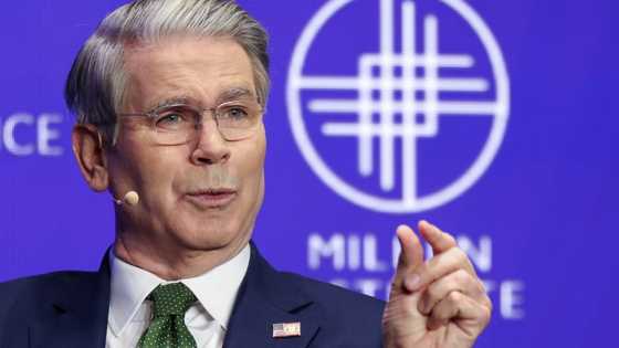 Dollar recovers some losses, stocks gain as traders eye tariff deals