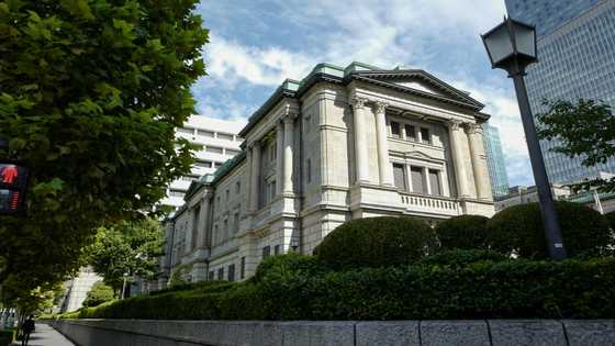 Japan government intervenes to bolster cratering yen
