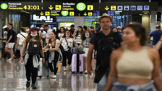 Airlines' fragile recovery from Covid