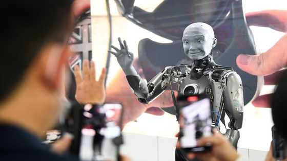As AI rises, lawmakers try to catch up