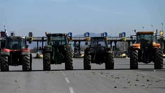 Greek govt warns farmers not to escalate subsidy protest