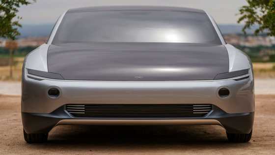 Range extenders: solar panels provide more juice to EVs