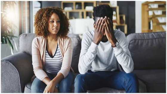 Lady slaps boyfriend for rejecting her proposal in mall after 6 years of dating, video stirs reactions