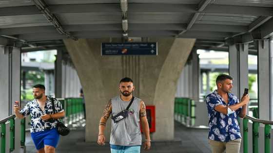 Thailand relaxes mask rule to bolster pandemic-hit tourism