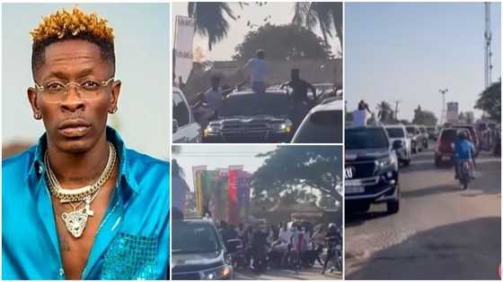 Ghanaian Dancehall Artist Shatta Wale Arrives In Ada In Grand Style As He Shares Money On The Streets