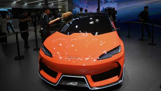 China EV giant BYD soars after 5-minute charging platform unveiled