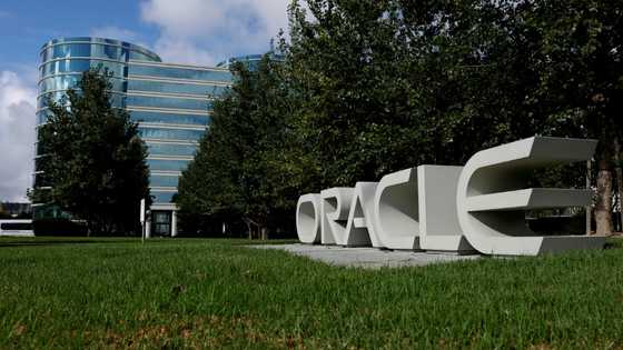 Oracle shares dive as revenue misses forecasts