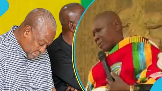 “What crime have we committed?”: Goaso chief weeps before Mahama over NPP’s failure to fix their roads