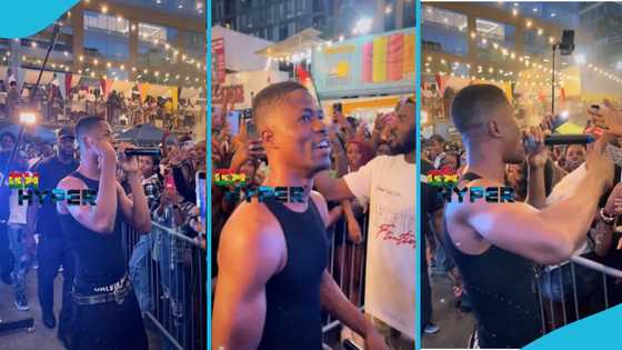 Kwesi Arthur gets fresh new haircut, performs in the US in video