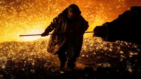 UK govt pumps £500mn into Tata Steel but says 3,000 jobs at risk