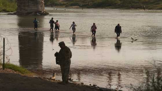 Joy and worry for Venezuelans as US shuts land border