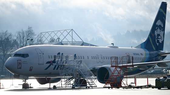 Alaska Airlines finds many loose bolts on its Boeings as United questions orders