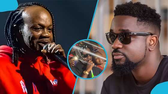 Sarkodie gets emotional at late Daddy Lumba's vigil, video breaks hearts