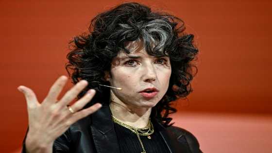 AI relies on mass surveillance, warns Signal boss