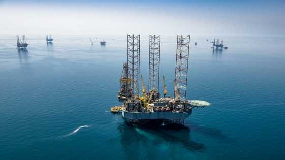 Saudi extends 1m bpd oil output cut: energy ministry