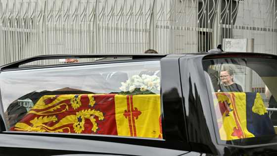 Britons get first chance to view Queen Elizabeth II's coffin