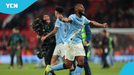 Semenyo celebrates his first career title after Manchester City's Carabao Cup win