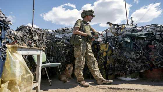 Outgunned Ukraine troops face brutal fight to regain south