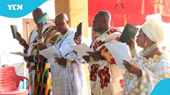 Yilo Krobo traditional rulers take oath with Bible, causes frenzy on social media