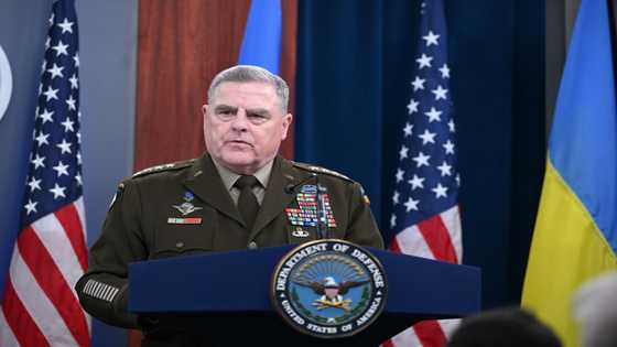 US pressures Ukraine to weigh talks with Russia