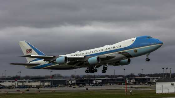 Trump considering 'alternatives' to Boeing for Air Force One contract