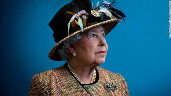 4 of Queen Elizabeth II’s impressive diamond jewels she loves the most
