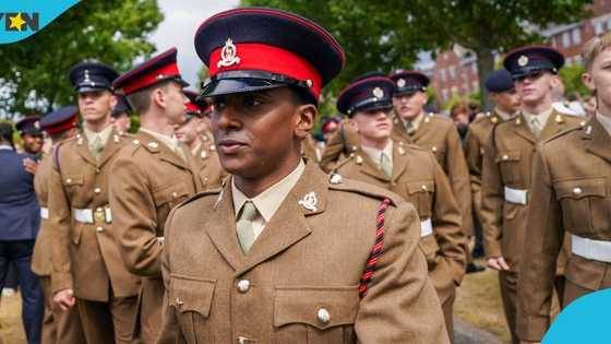 UK Army announces salaries for 6 open roles foreigners can take up without a degree