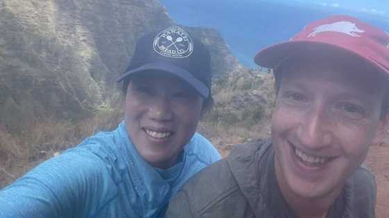 No designer wear: Love photo of billionaire Facebook founder Mark Zuckerberg and wife melts hearts