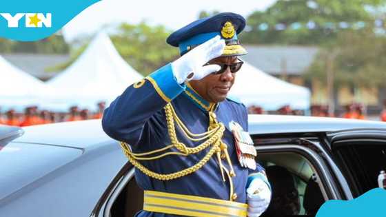 Mahama dons eye-catching army attire for Ghana Military Academy Graduation parade