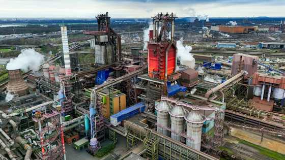 Trump tariffs weigh on Germany as institutes cut forecasts