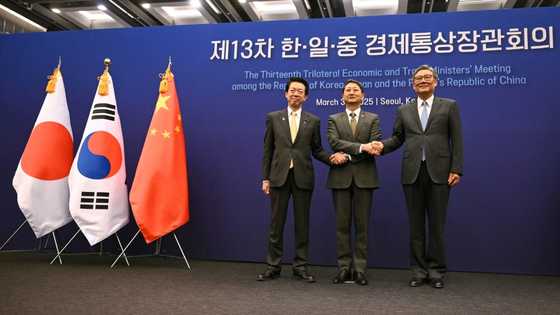 China, South Korea and Japan agree to strengthen free trade