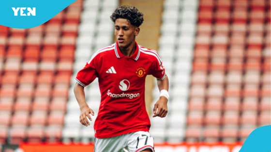 Manchester United's 15-year-old prodig 'Kid Messi' wants to leave club