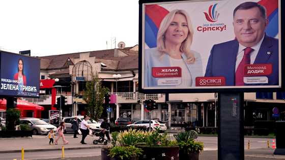 Bosnia goes to the polls as ethnic divisions grow