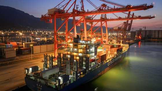 Trump, China's Xi set to speak on tariff battle