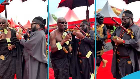 Bishop Kwabena Asiamah of Ajagurajah Movement sprays cash at Rev Obofour’s mother’s funeral