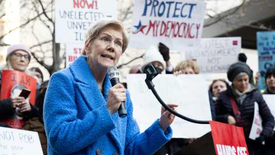 US senator urges bribery probe over Trump-Paramount settlement