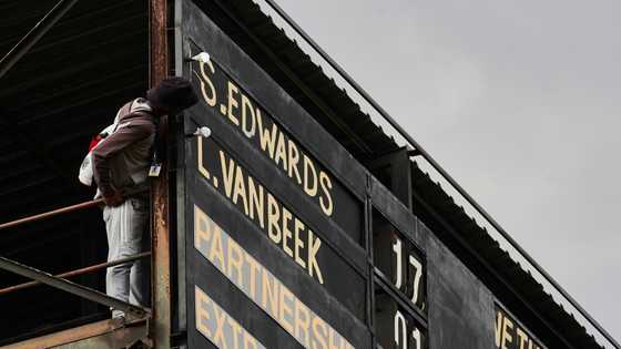 Old-style scoreboard charm as Zimbabwe blast into T20 World Cup