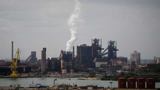 EU hits back hard at Trump tariffs to force dialogue