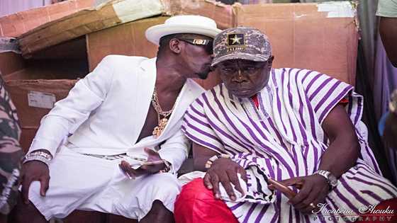Shatta Wale's father dresses 'yo-yo'; flaunts his expensive cars in latest photo